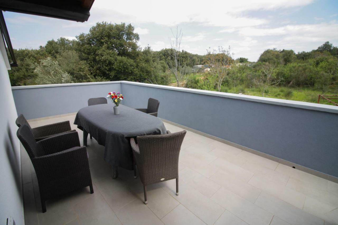 Sebi Apartment 300 M From Beach Rovinj Exterior foto